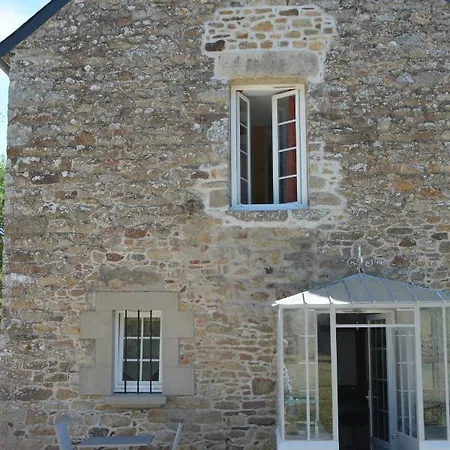 Lebeau Repos Bed & Breakfast *